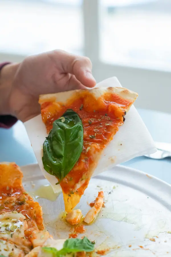 Calories-in-a-Slice-of-Costco-Pizza-More-Than-You-Think